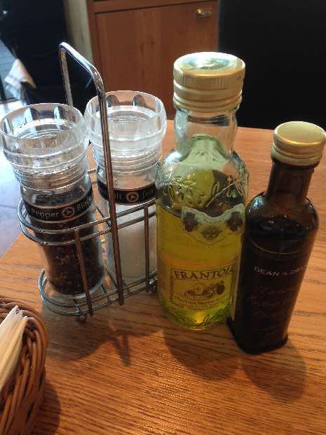 DEAN & DELUCA（ディーンアンドデルーカ）のパン食べ放題