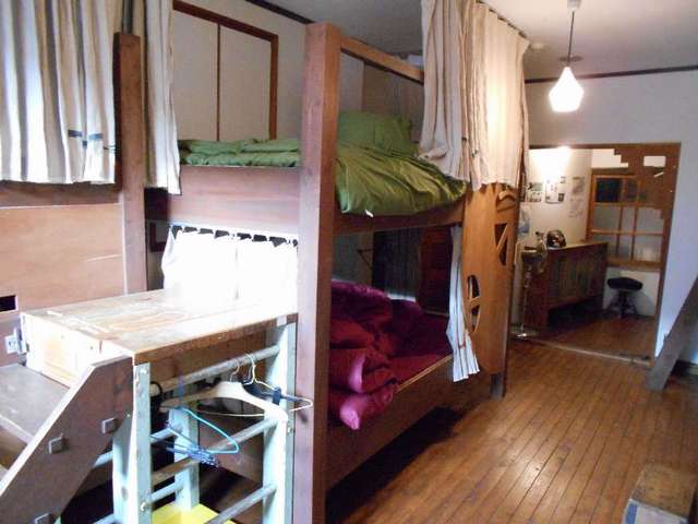 あなごのねどこ