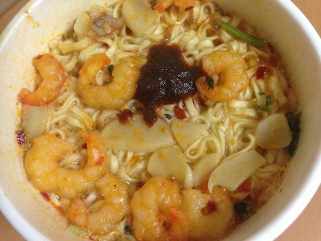 日清カップヌードル「トムヤムクンヌードル」