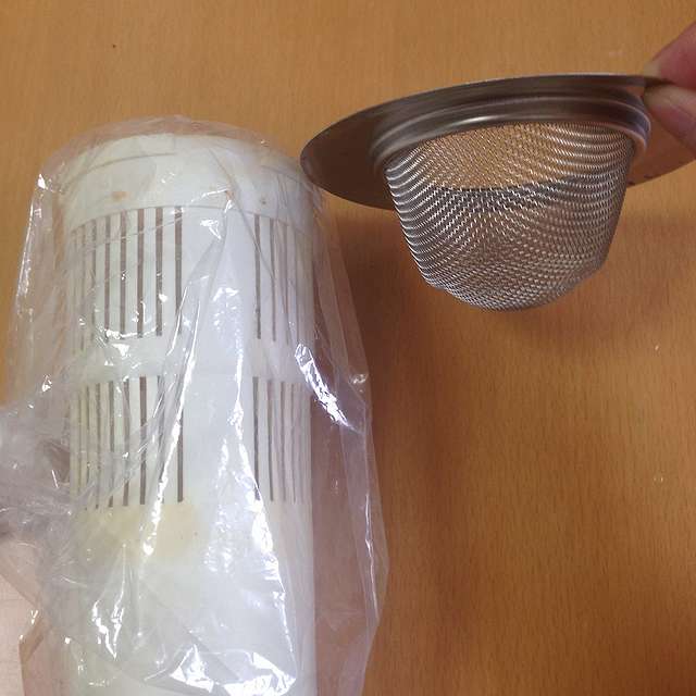 100均の排水口の浅型ゴミ受け