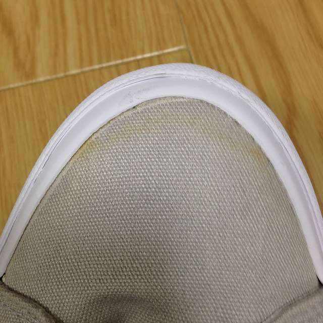 スニーカーを洗ったら黄ばんだので対処法を実践した結果！