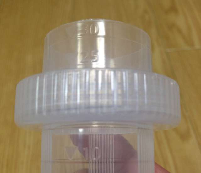 100均セリアの洗剤詰め替えボトル