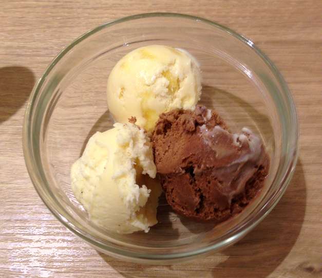 ケンタッキーフライドチキン食べ放題