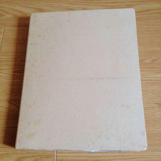 100均のリングファイルを購入！レザー風のハードカバーでシックな見た目！