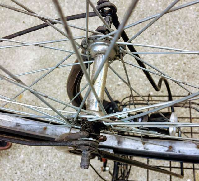 自転車のフェンダー（泥除け）を外して自分で交換修理する方法！