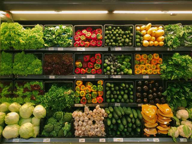 食材毎に値段の安い店を把握する