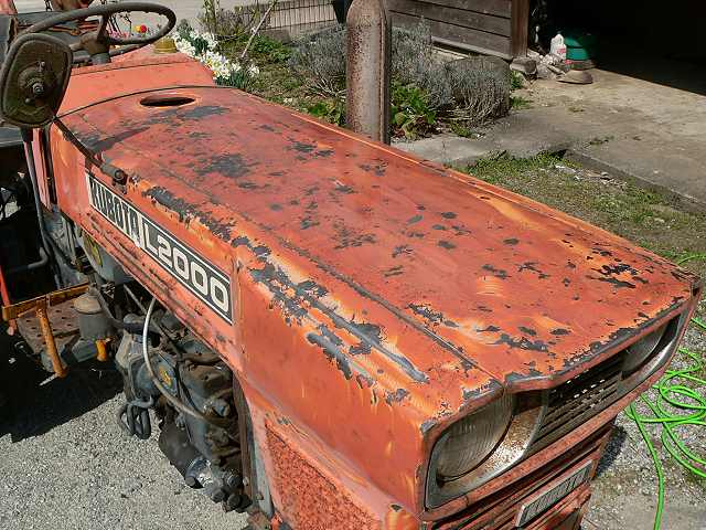 トラクタの修復（塗装編その1） - TomのブログⅡ