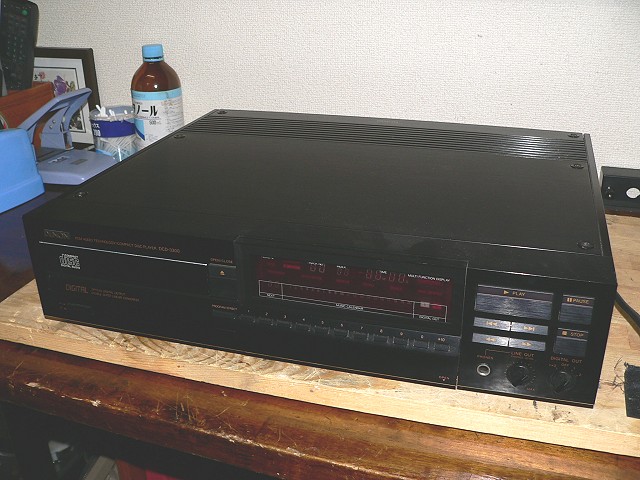 DENON ＤＣＤ-3300 CDプレーヤー DENON DCD-3300 PCM AUDIO TECHNOLOGY CD PLAYER - FREE UK