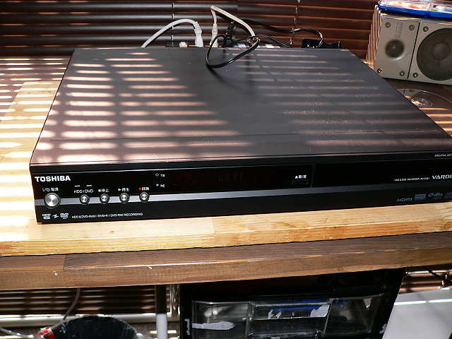 TOSHIBA HDDレコーダー RD-E301のプチ修理 - TomのブログⅡ