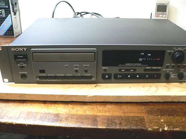 SONYのCD レコーダー CDR-W33の修理 - TomのブログⅡ