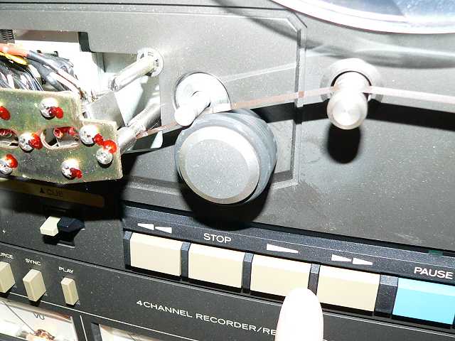 TEAC 4トラックオープンリールデッキ 22-4 の修理 −その1