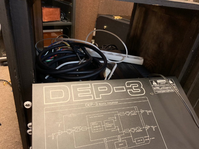 パワーアンプ AB INTERNATIONAL 9420A +ラック 国産品 50%割引