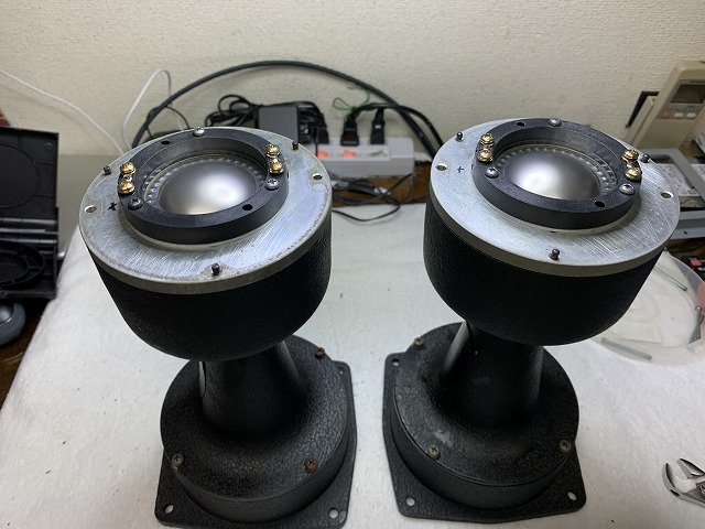 JBL ドライバーユニット LE175 + ホーン2305 セット