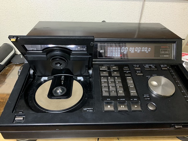 テクニクス ビンテージCDプレイヤー SL-P1200の修理 ーその2ー - Tomの