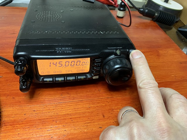 ☆しん　ヤエス　HF～430MHz帯オールモード機　FT-100（現状） ☆しん ヤエス HF～430MHz帯オールモード機 FT-100（現状） 国内