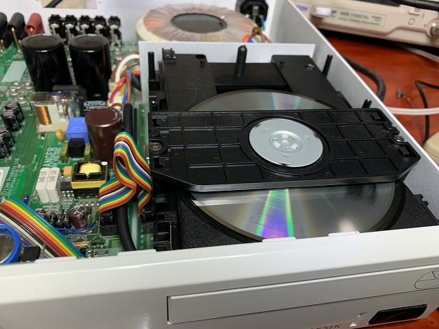 LINN CLASSIK MUSIC CDレシーバー　CDドライブ故障品 LINN CLASSIK MUSIC CDレシーバー CDドライブ故障品