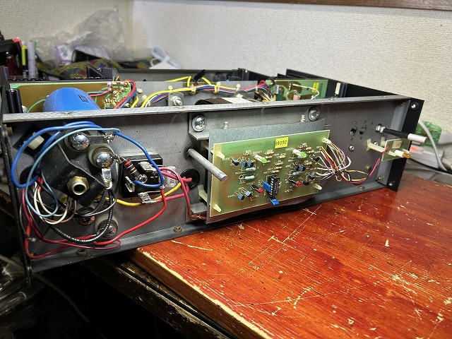 CROWN パワーアンプ PS-200の修理 ーその2ー - TomのブログⅡ