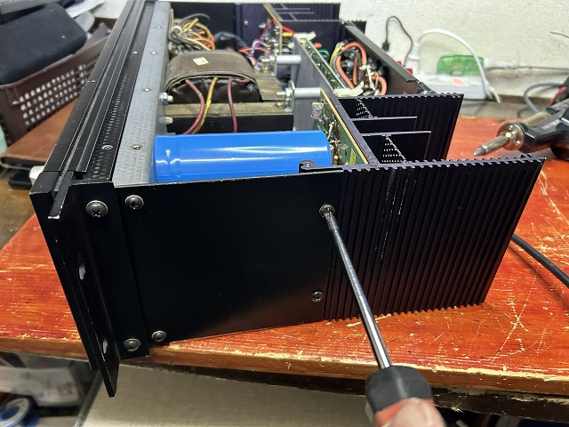CROWN パワーアンプ PS-200の修理 ーその4ー - TomのブログⅡ