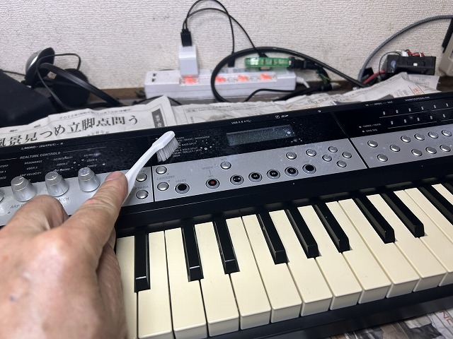 不動　コルグ　M1　電源入らず KORG M1の内蔵バッテリーを交換してみた