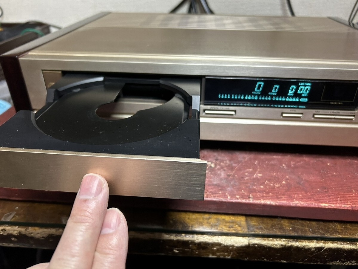 Marantz CDプレイヤーCD-94 Limitedの修理 ーその1ー - TomのブログⅡ
