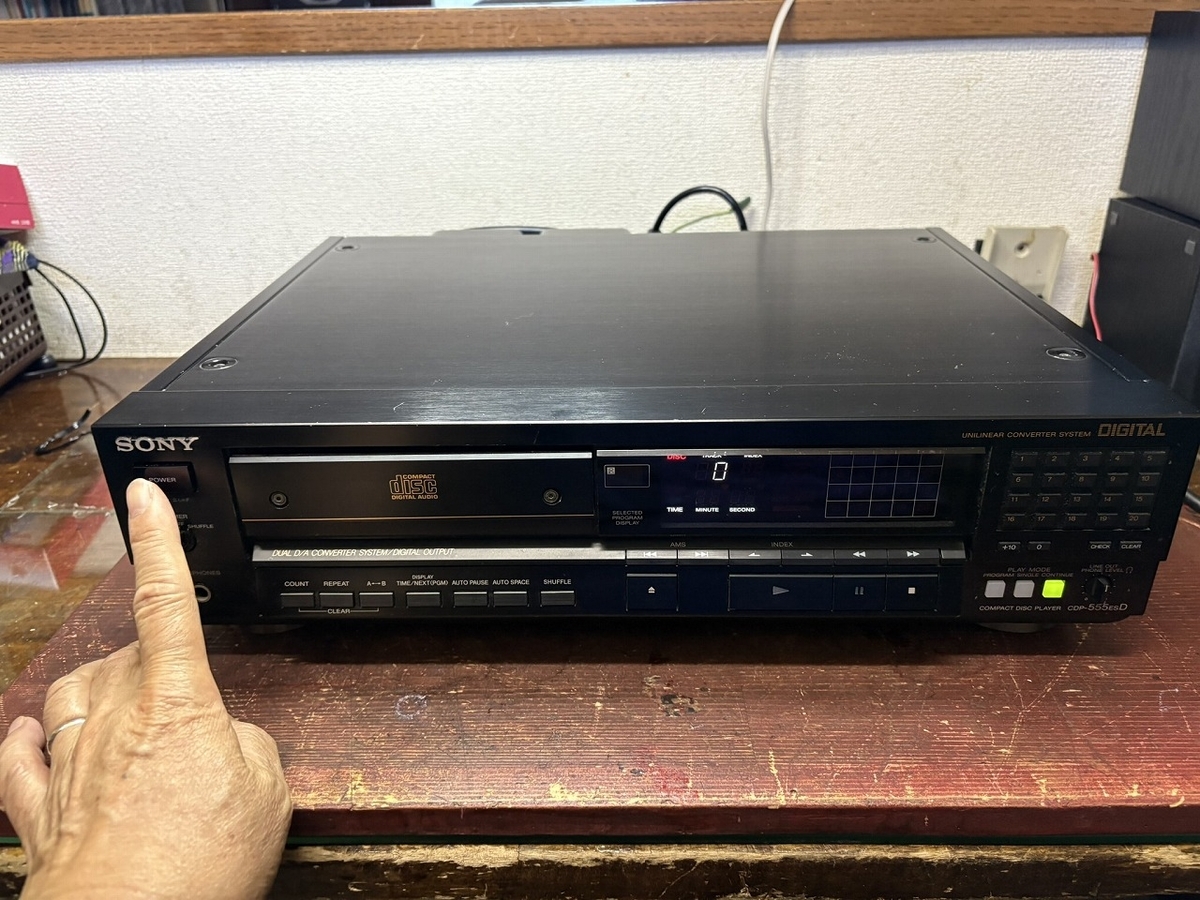 【美品】SONY ソニー CDP-555ESD CDプレーヤー CDデッキ Amazon.co.jp: SONY ソニー CDP-555ESD CDプレイヤー（CDデッキ