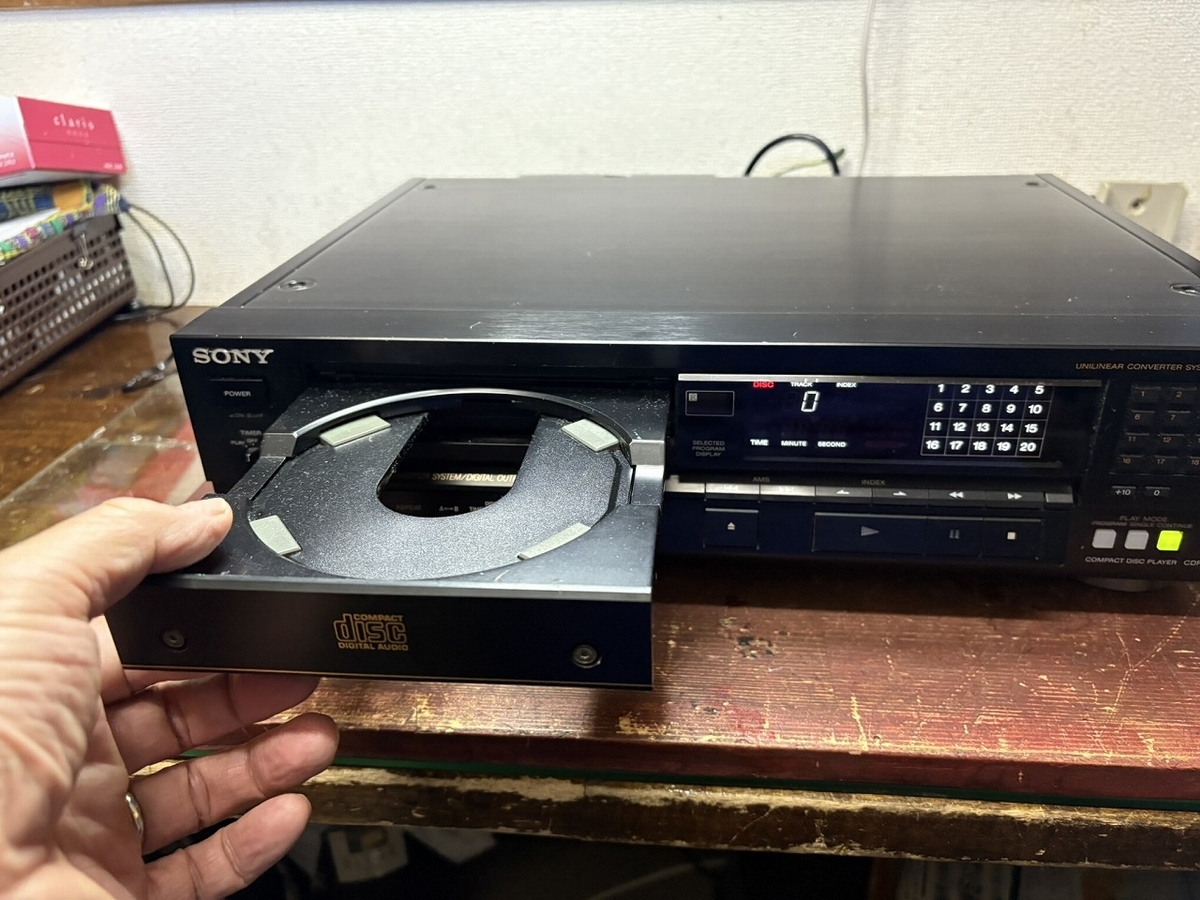 SONY CDプレーヤー CDP-555ESD CDデッキ ジャンク品 【公式通販】