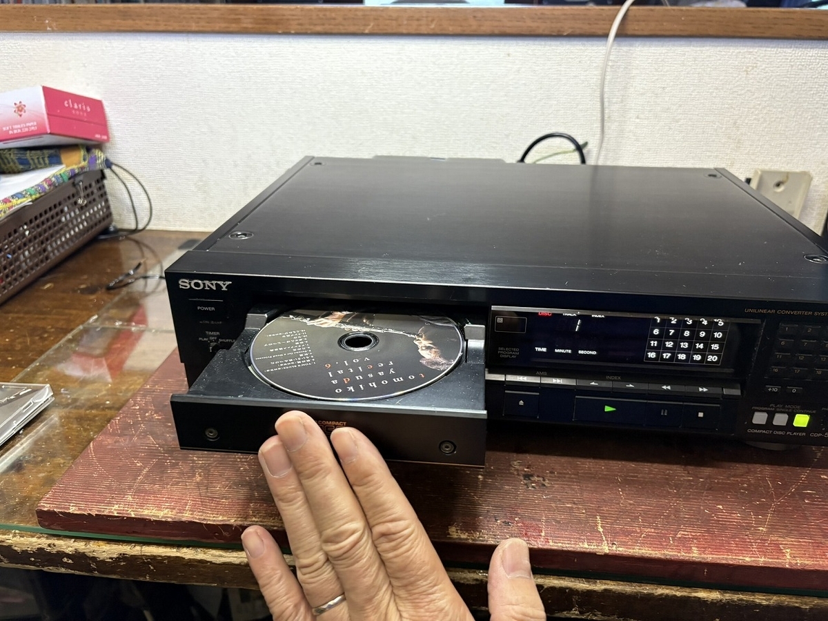 SONY CDプレイヤー CDP-555ESDの修理 - TomのブログⅡ