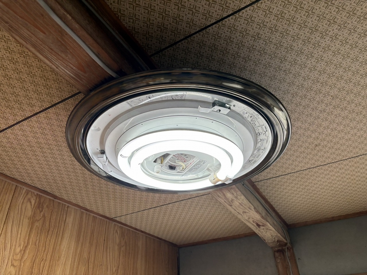 インバーター蛍光灯をLEDに改造！ ーその1ー - TomのブログⅡ