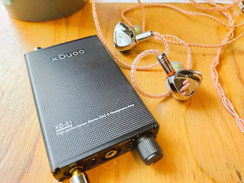 TRI AUDIO「TRI-I3」楽器の音を聞かせる個性派の名機!! - 私はイヤホン
