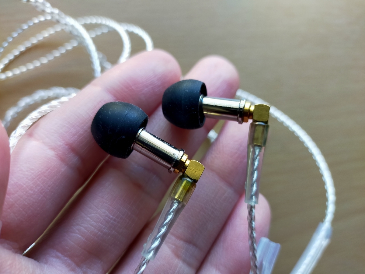 final「F7200」内から外に広がるような音場の広さ!! - 私は