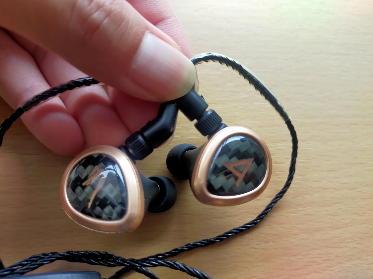 イヤホン Astell&Kern Rosie effect audio Vermilion 本日発売！】イヤホン界のみんなの妹!? Astell&Kern × JH Audio ROSIE