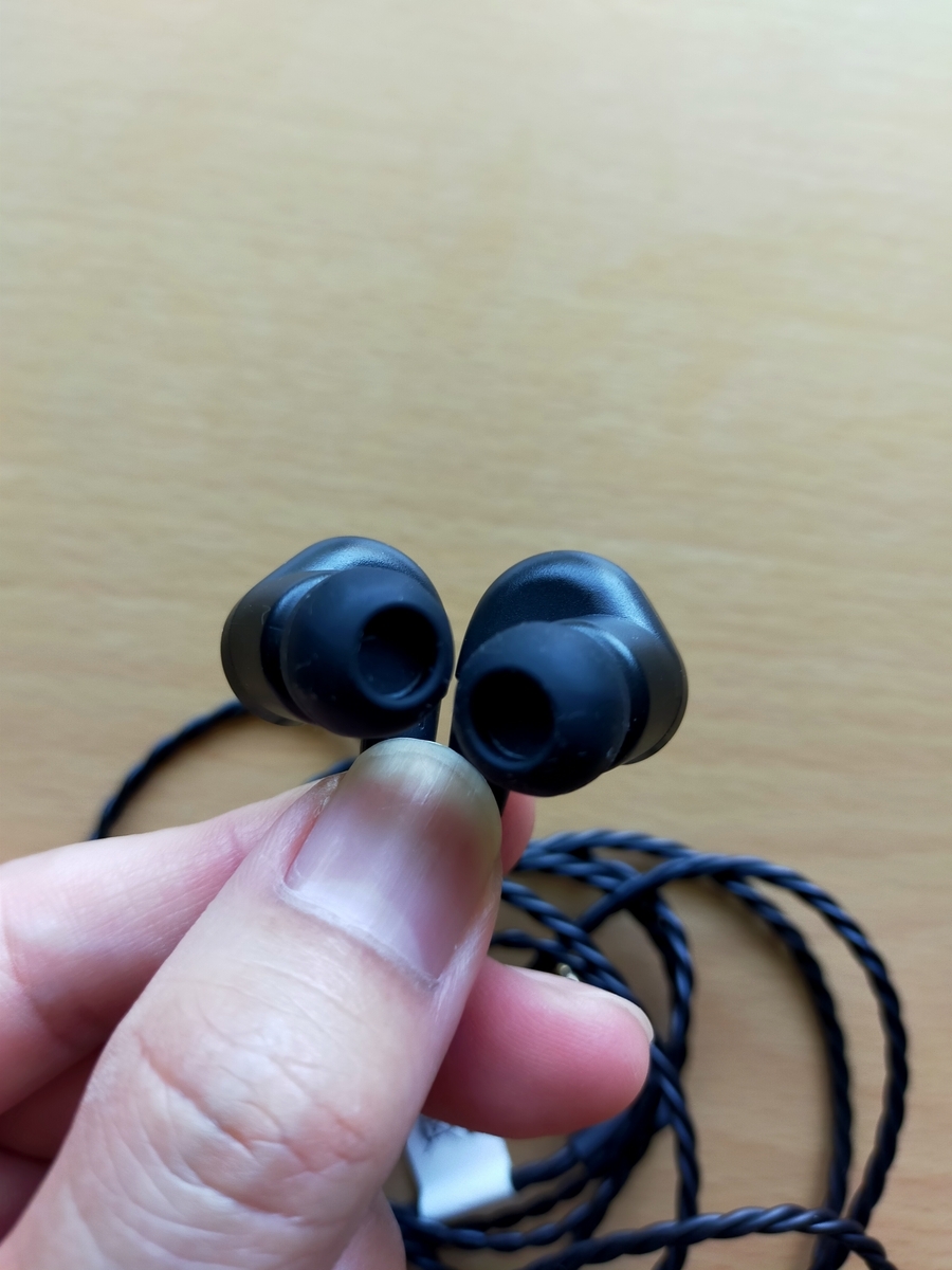 Pioneerm「SE-CH5BL-K」ダイナミック型の魅力を聞かせる名機!! - 私は