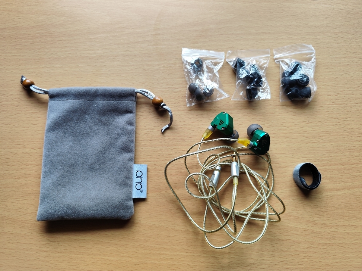 PHB「EM023」ZS6フォロワーのハイブリッド構成イヤホン!! - 私は