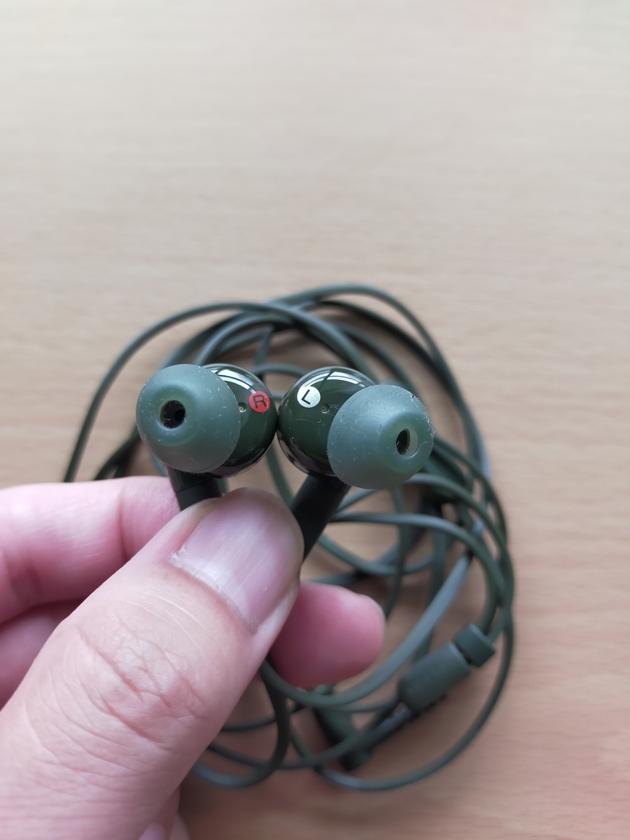 SONY「MDR-XB75AP」クリアな音で聴き疲れしづらい重低音イヤホン SONY「MDR-XB75AP」クリアな音で聴き疲れしづらい重低音イヤホン