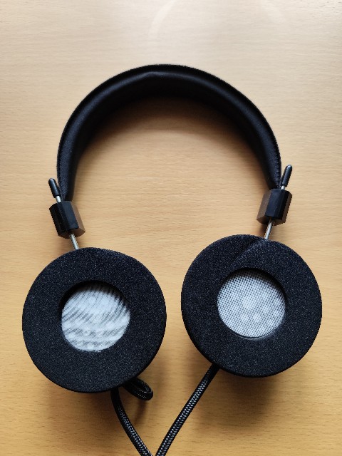 GRADO「SR225X」ウォームな低域に抜けの良いボーカル！ - 私はイヤホン