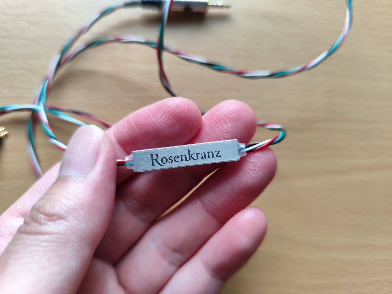 Rosenkranz「HP - Contrast (2.5mm)」低域が締まって高域が強調される
