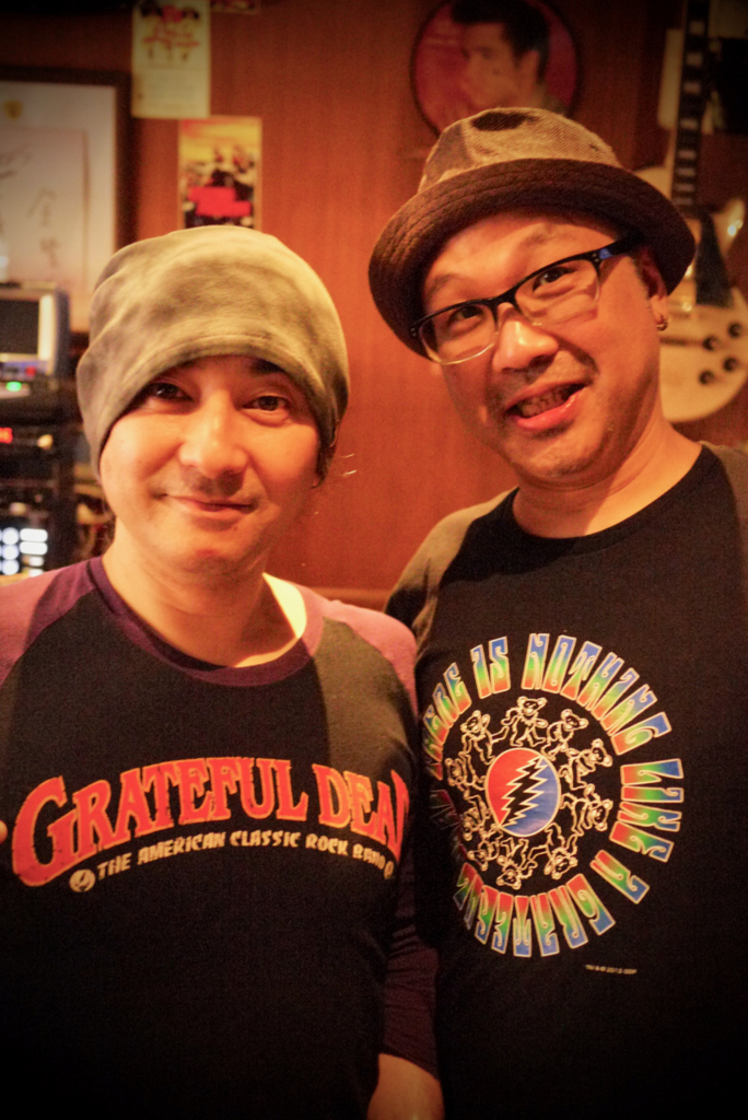 土曜の夜は 俺とギター