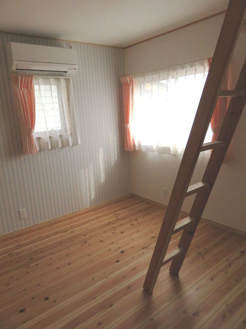 女の子の部屋