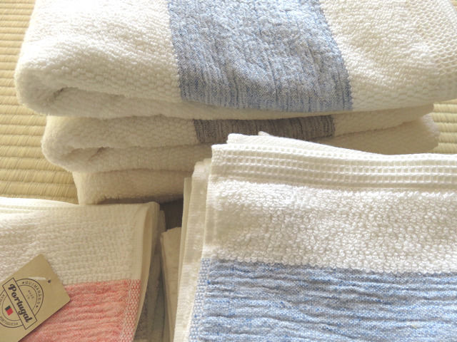 ポルトガル製のシンプルなタオル