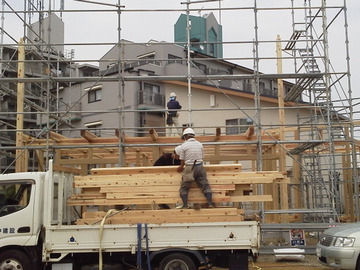 材木の搬入