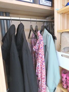 シュークロークの服掛け