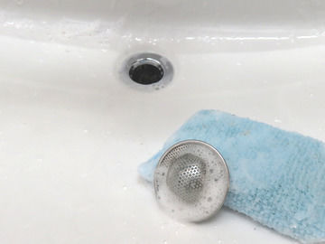 水回り掃除の様子
