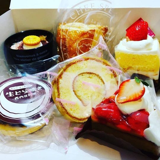 西内花月堂のお店の様子