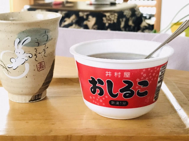 井村屋のおしることお茶