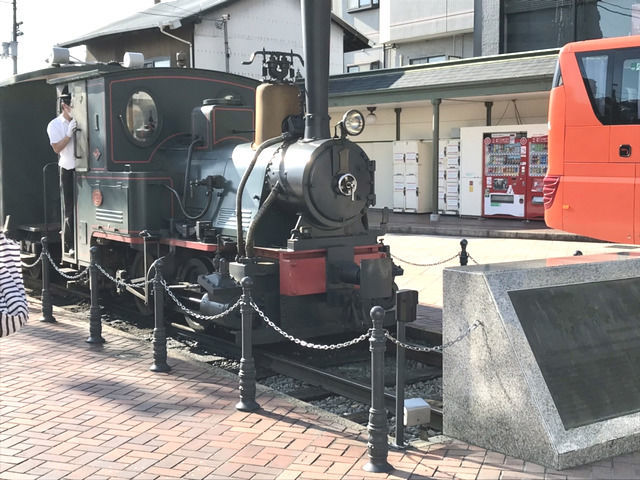 愛媛県松山市の坊ちゃん列車