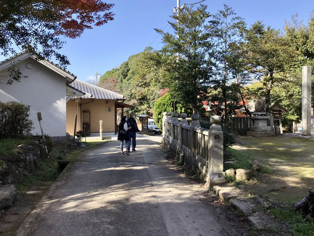 香川県坂出市にある神谷神社 境内の様子