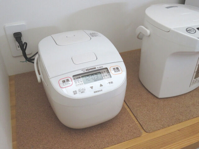 新しい炊飯器を並べた様子