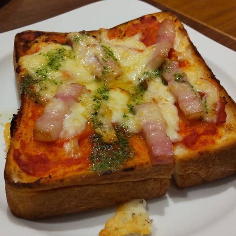 ピザトースト