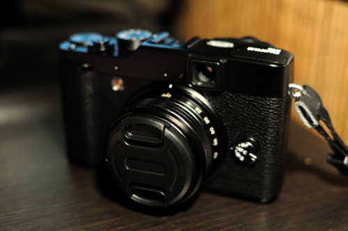 Fuji X10用のレンズキャップとバッテリー - tonochang's blog