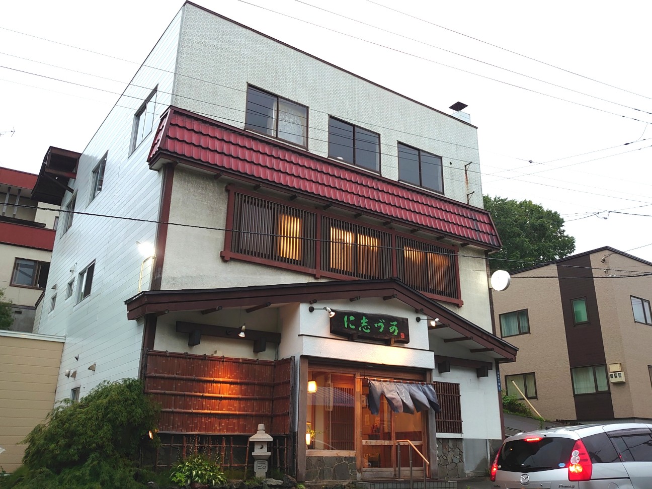 に志づ可 北海道 小樽にある穴場の寿司屋 運河から少し離れた地元で評判のお店 とんたろぐ に志づ可 北海道 小樽にある穴場の寿司屋 運河から少し離れた地元で評判のお店 とんたろぐ